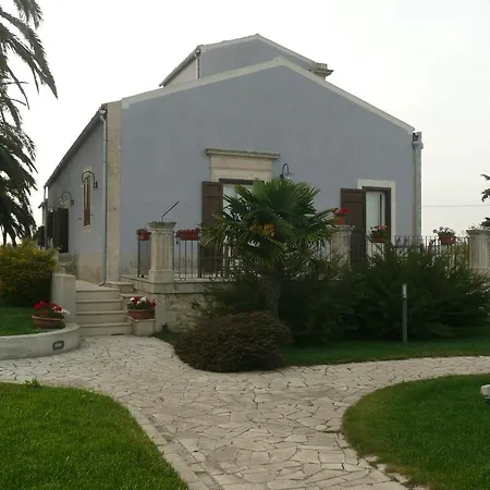 Casa Ciomod Alojamento de Acomodação e Pequeno-almoço Modica