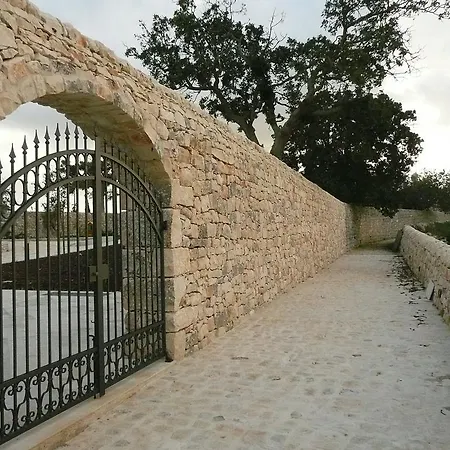 Casa Ciomod 2*